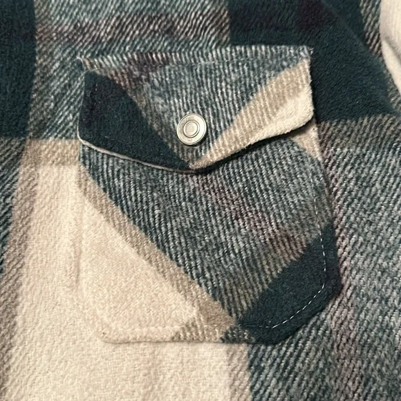 BB Dakota by Steve Madden Plaid Shacket Evergreen Plaid Size Medium - Picture 8 of 15